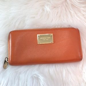 Micheal Kors Wallet